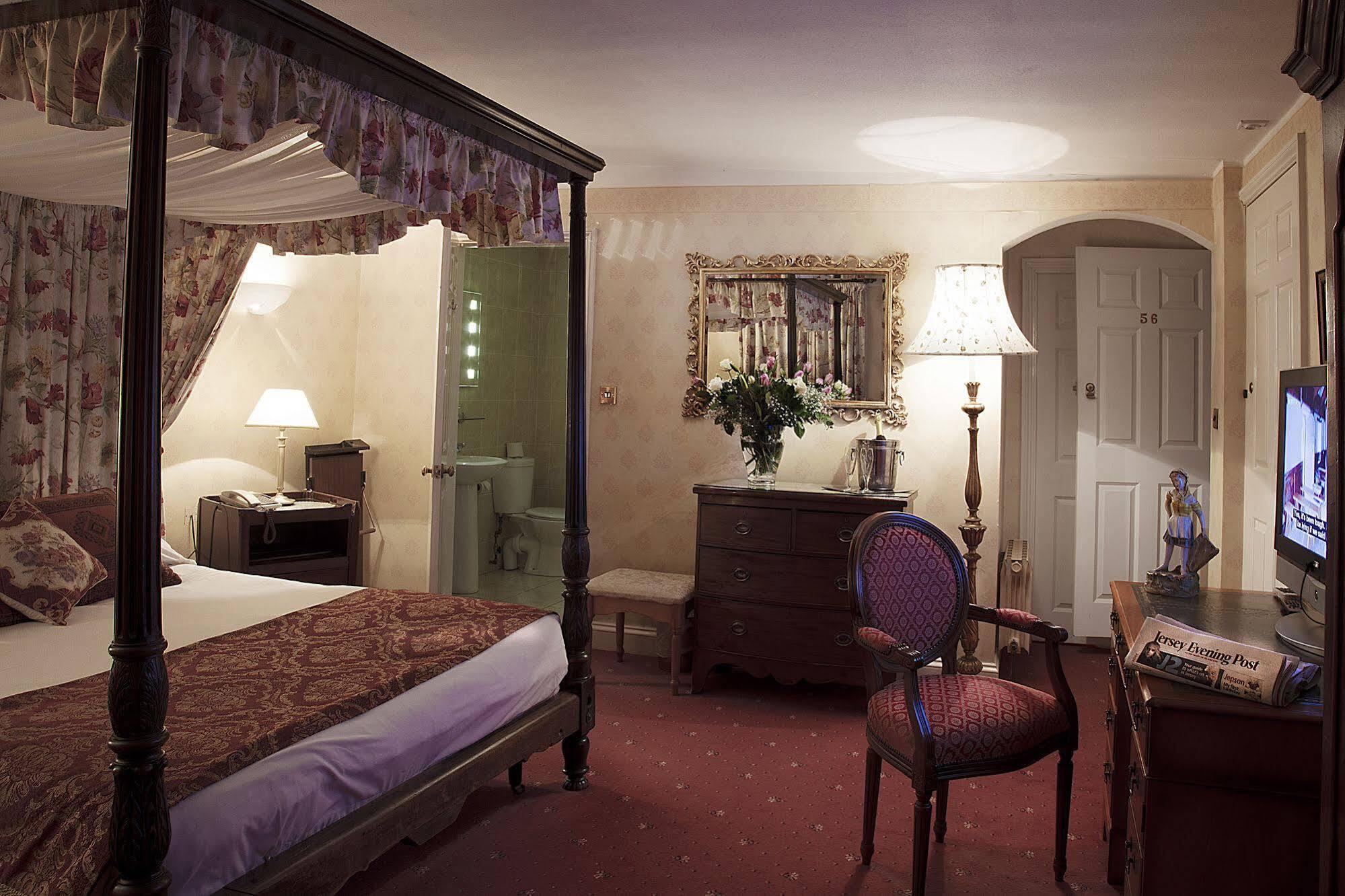 Saint Helier Jersey The Revere Hotel מראה חיצוני תמונה